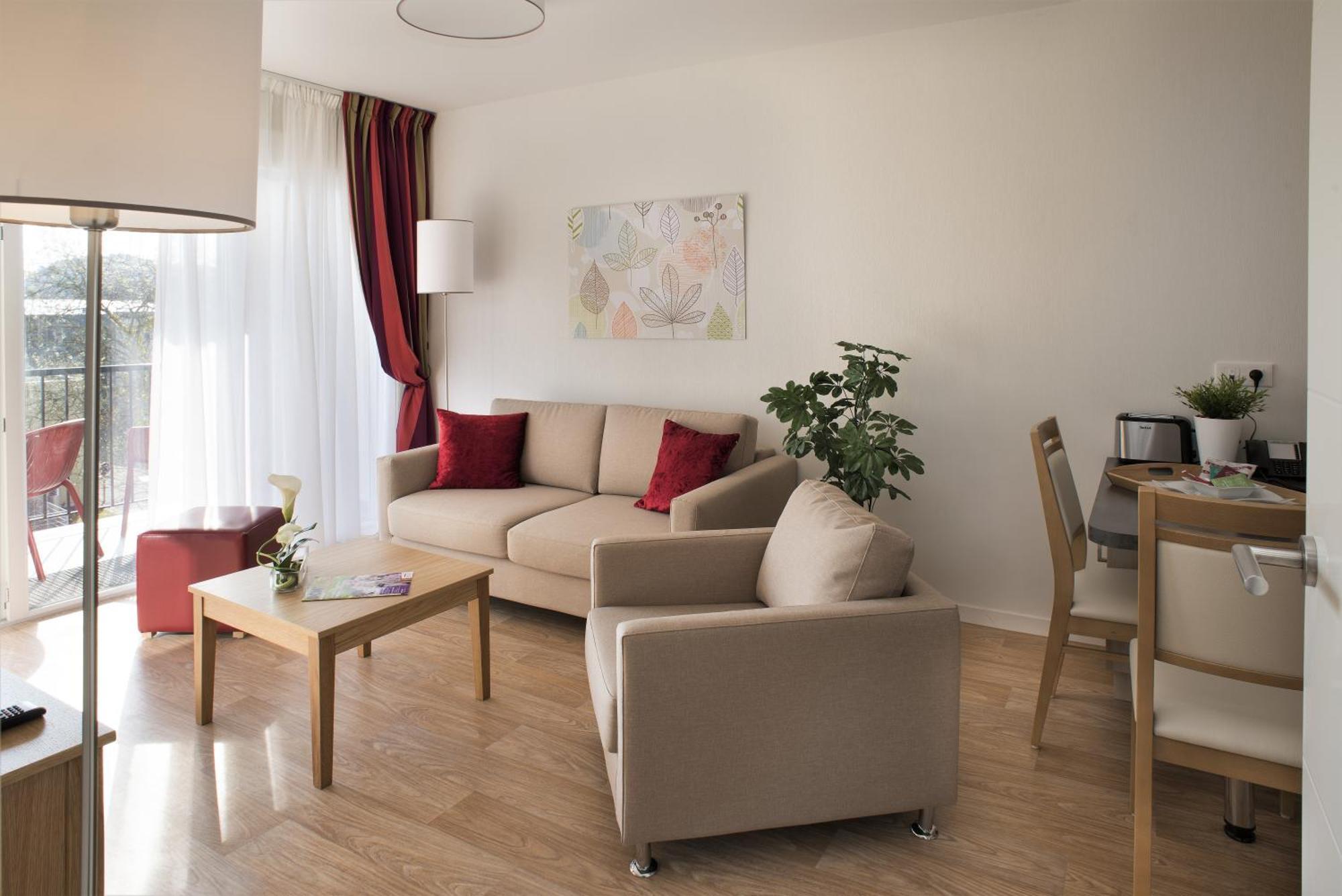 Domitys Les Greements D'Or - Residence Seniors 두아르느네 외부 사진