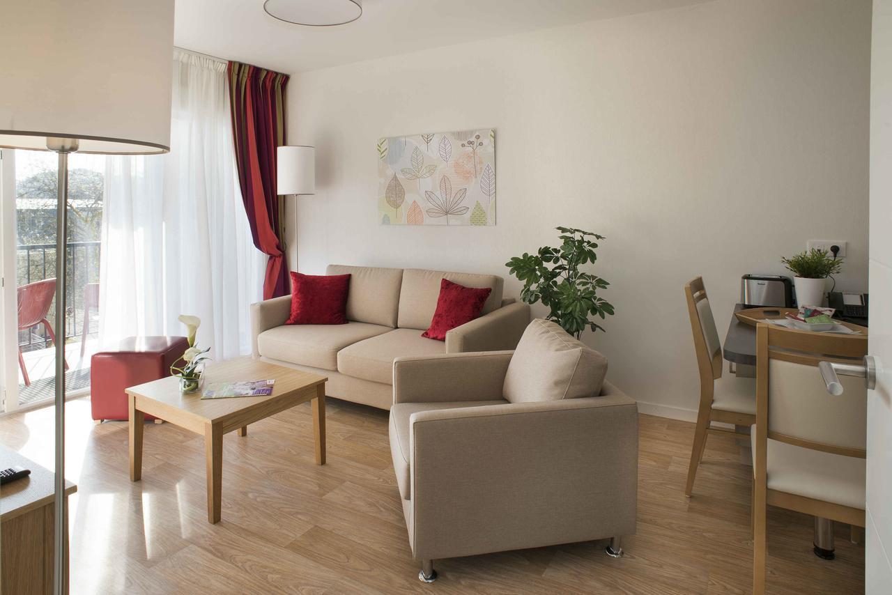 Domitys Les Greements D'Or - Residence Seniors 두아르느네 외부 사진